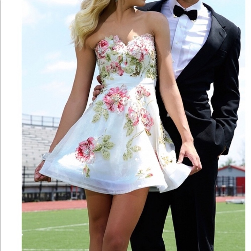 Homecoming dress